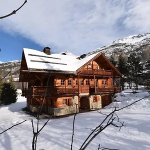 https://le-chalet-lharmonie-pierres-dhistoire.fr-provencehotel.com