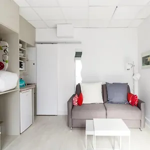  Appartamento Small Is Beautiful Ideally Located Sleeps 4