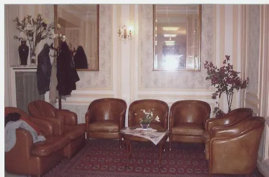 Hotel De La Cite Rougemont Paris