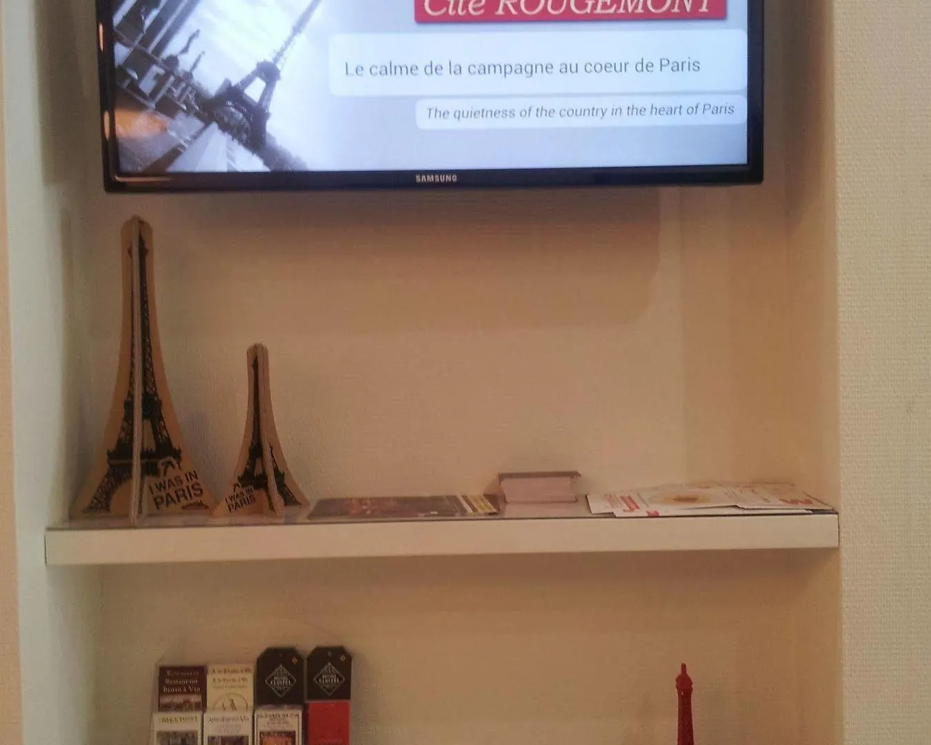Hotel De La Cite Rougemont Paris
